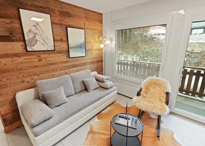 En Plein Centre De Montana *