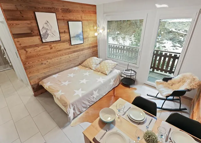 En Plein Centre De Montana クラン