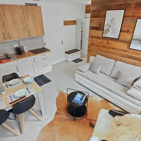 Lägenhet En Plein Centre De Montana